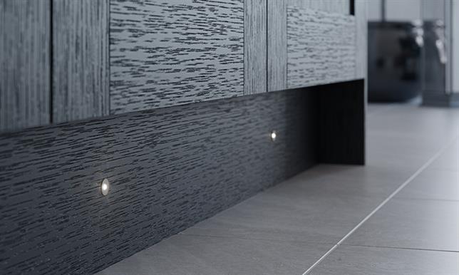 Sensio Iris Plinth Light
