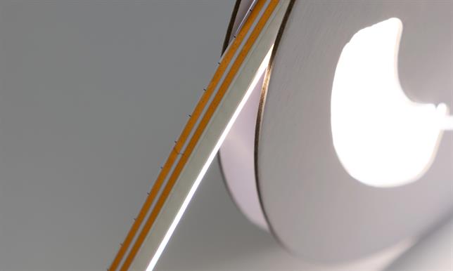 Razor X Edge-Lit 2mm Recessable Flexible Strip