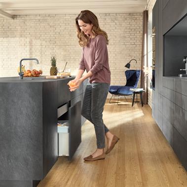 Blum Servo-Drive